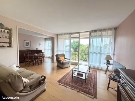 appartement 3 pièces 79 m²