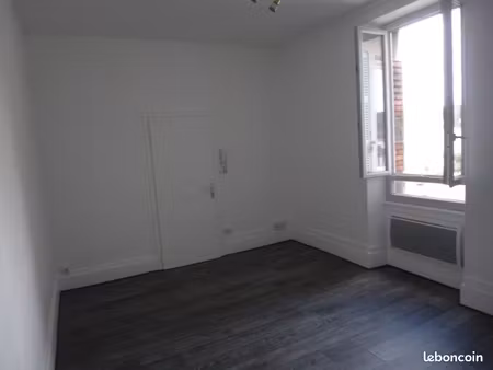 appartement f1 centre ville montlucon