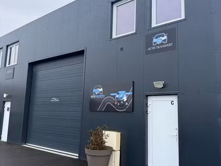 fonds de commerce 170m2 persan à vendre – agence de vente de véhicules d'occasion –