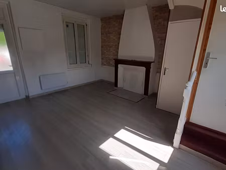 à louer maison jumelée à nesle-normandeuse