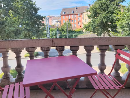 f1 bis 28m² meublé  rénové  décoré  équipé  terrasse + cave
