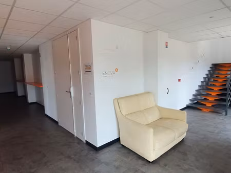 bureaux 88 m² les sables d olonne