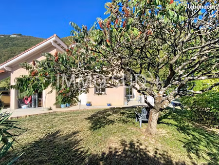 villa 6 pièces 118 m²