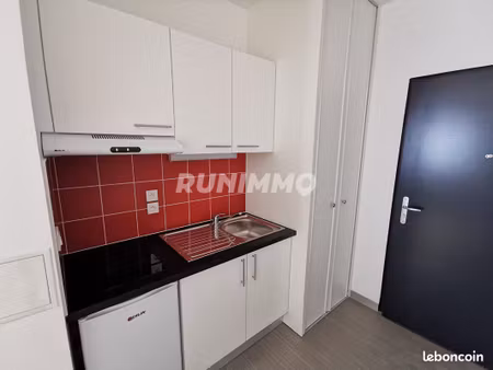 studio 1 pièce 22 m²
