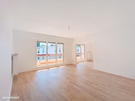 appartement 5 pièces 104 m²