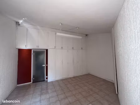 beau bureau de 18m² au nord de montpellier