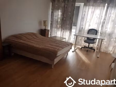 chambre 1 pièce 22 m²