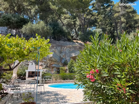 maison au faron vue mer