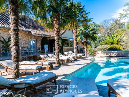 propriété 12 pièces 315 m²