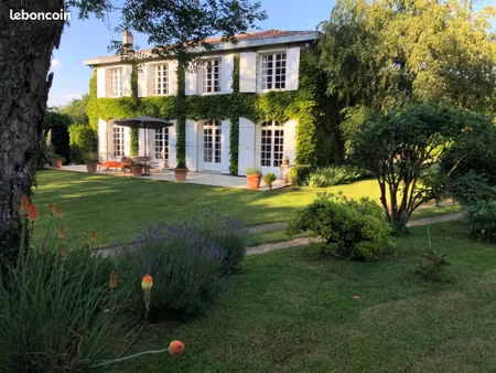 maison 10 pièces 198 m²
