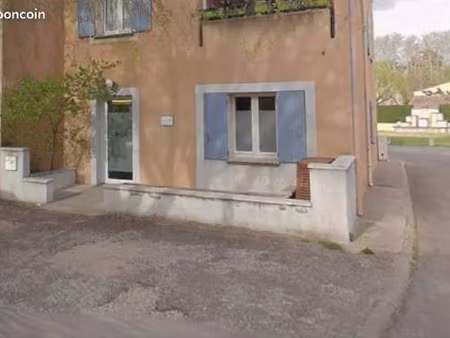 local professionnel à pernes-les-fontaines
