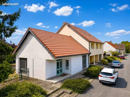 immeuble 7 pièces 205 m²