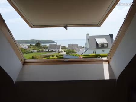 a louer à l'année belle maison familiale de 113 m² à 150 m de la plage de telgruc-sur-mer
