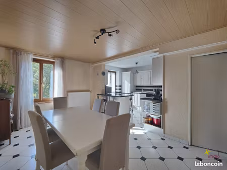 appartement 4 pièces 83 m²