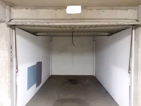 location box fermé villeurbanne (proche stade boiron-granger)