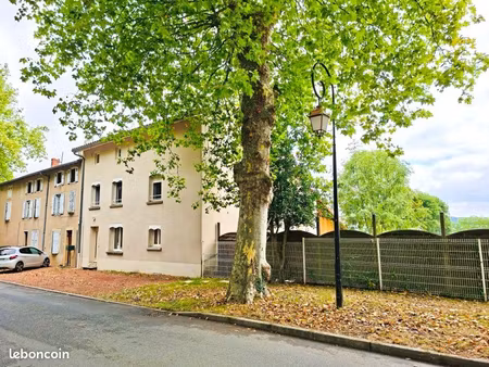 location maison 132 m2 avec terrain clos
