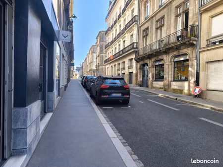 boutique 43m² – 5m de vitrine – nantes graslin (direct cédant  pas d'intermédiaire)