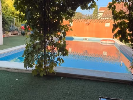 maison de 120m2 sur 600 m2 située dans une impasse