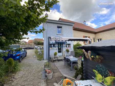 maison 5 pièces 84 m²