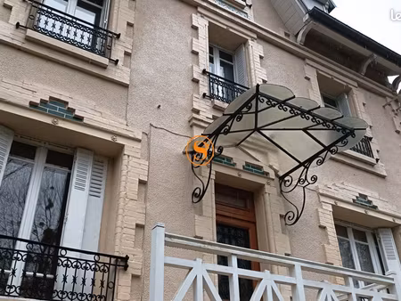 maison 7 pièces 210 m²
