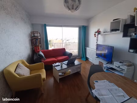 t2 de 42m2 quartier front de mer kerlede