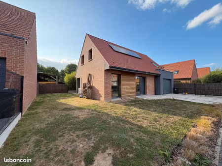maison individuelle 106 m² avec piscine – tourmignie
