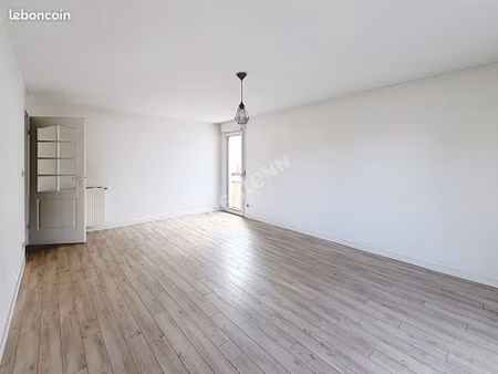 appartement 3 pièces 70 m²