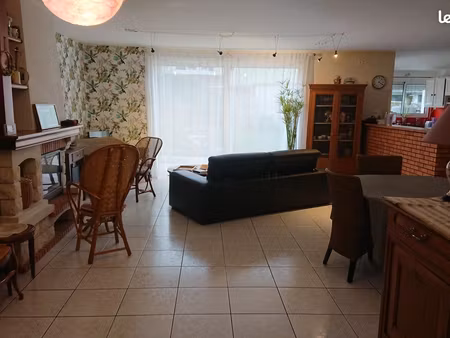vends maison dans quartier cheminot