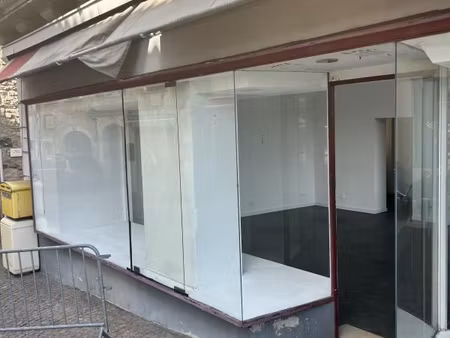 local commercial 45 m²