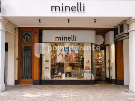 fonds de commerce chaussure/cuir 116 m²