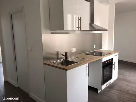 bel appartement 3 pièces 52 m2
