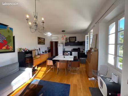 location t2 de 56 m2 aix en provence