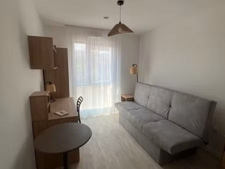 loue studio meublé