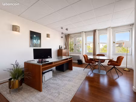 bureaux 45 m² le haillan