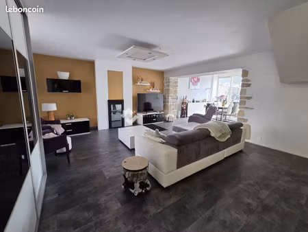 propriété 9 pièces 181 m²
