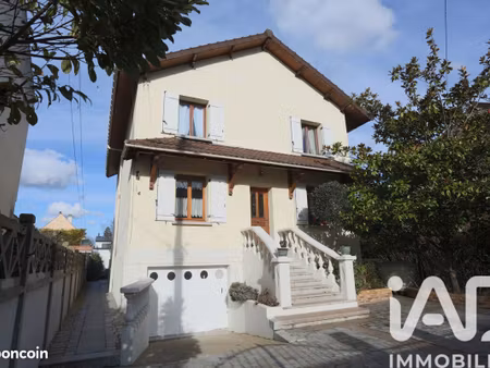 maison 7 pièces 148 m²