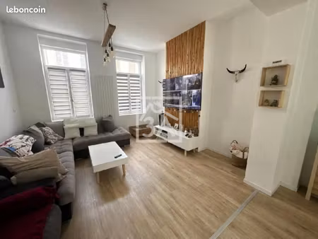 maison 6 pièces 142 m²