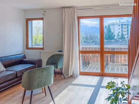 duplex 6 pièces 126 m²