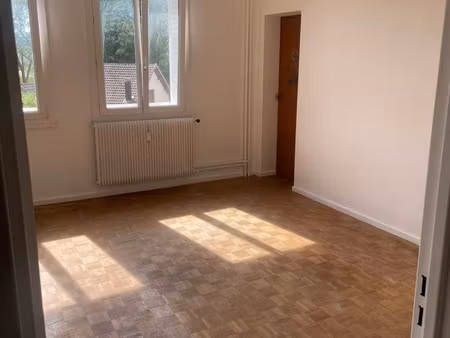 appartement t4 à besançon st ferjeux avec garage et cave au calme