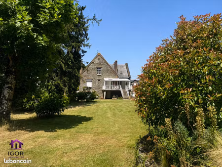 maison 10 pièces 227 m²