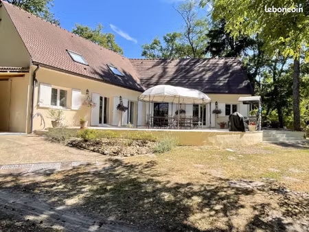 maison 7 pièces 186 m²