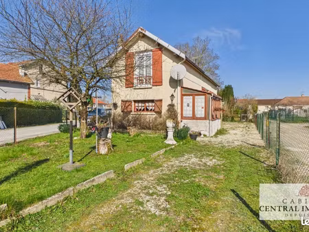chalet 4 pièces 63 m²