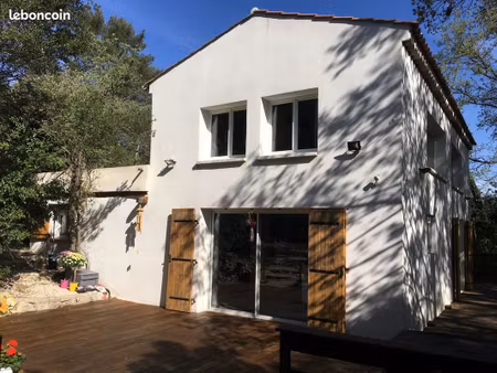 villa 6 pièces 150 m²