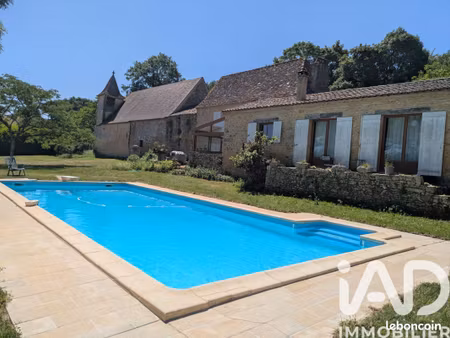 propriété 5 pièces 138 m²