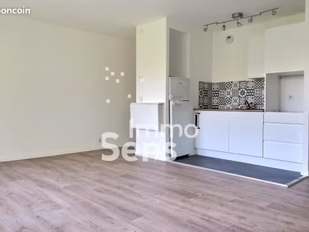 studio 1 pièce 36 m²