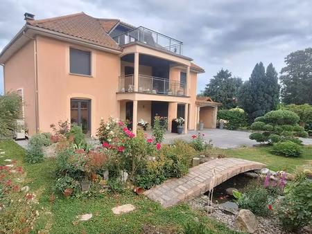 maison familiales 188m2 piscine 8x4 ménétrol