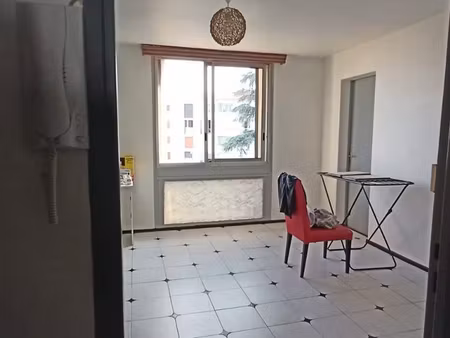 à louer – appartement f3/f4 traversant – moulin à vent  perpignan
