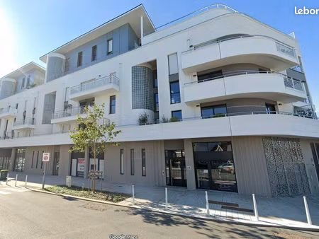 local commercial 32 m²
