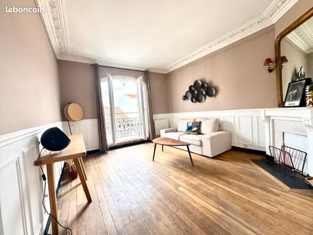 boulogne-billancourt – grand 2 pièces 45 5 m² – traversant – lumineux – 1 500 charges comp