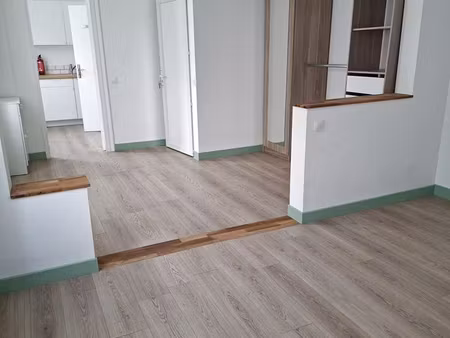 studio 1 pièce 31 m²